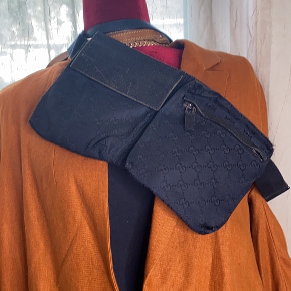 AUTHENTIC BLACK GUCCI BUM BAG - Picture 11 of 12